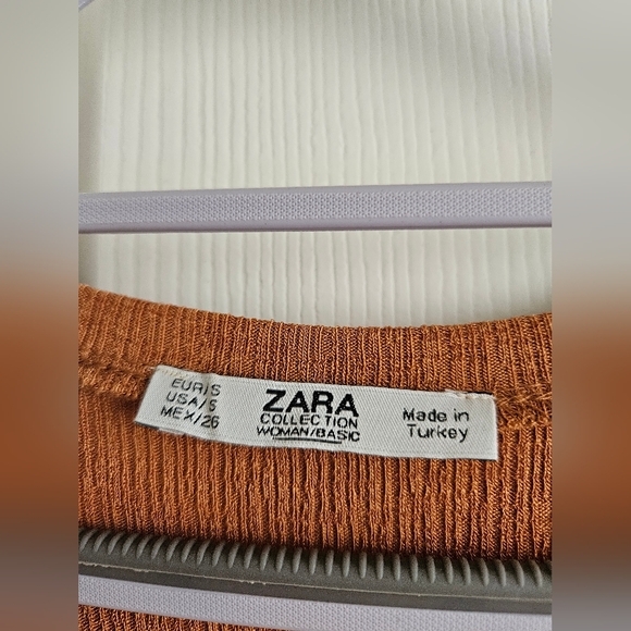 Bundle: Zara Tunic Length Tops - Picture 10 of 10